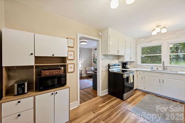 2816 Shamrock Drive, Charlotte, NC 28205