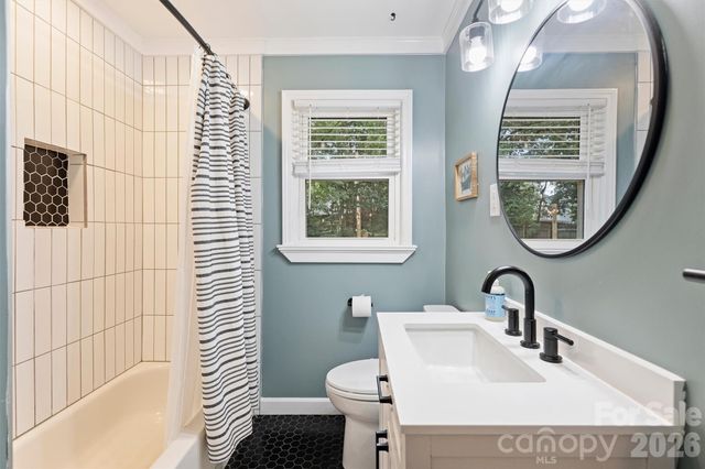 2816 Shamrock Drive, Charlotte, NC 28205
