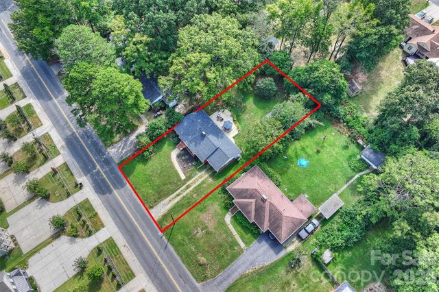 2816 Shamrock Drive, Charlotte, NC 28205