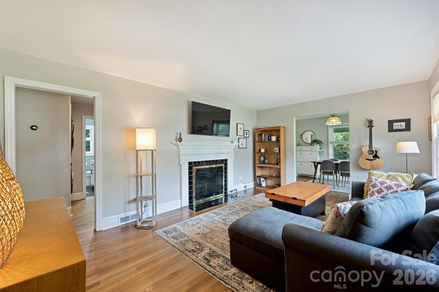 2816 Shamrock Drive, Charlotte, NC 28205