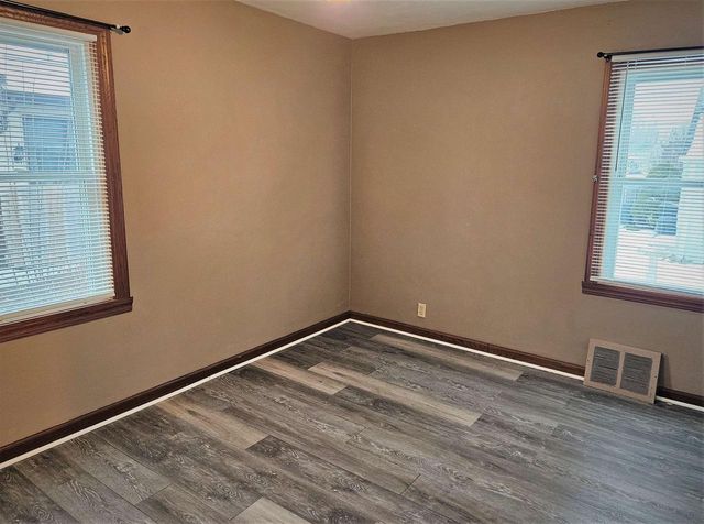 743 MADISON STREET, Neenah, WI 54956