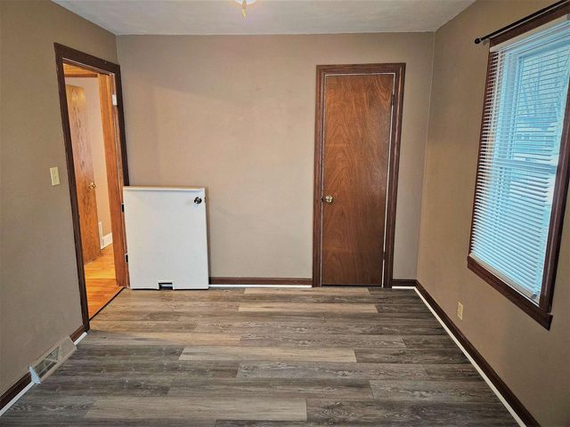 743 MADISON STREET, Neenah, WI 54956