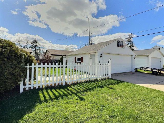 743 MADISON STREET, Neenah, WI 54956