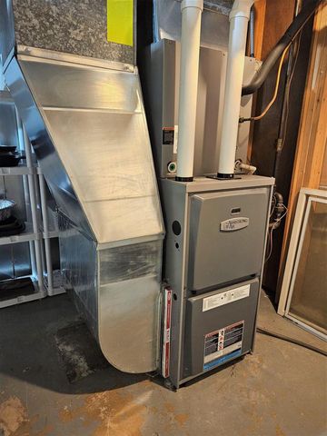 743 MADISON STREET, Neenah, WI 54956