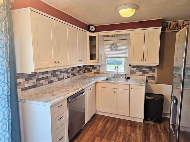 743 MADISON STREET, Neenah, WI 54956