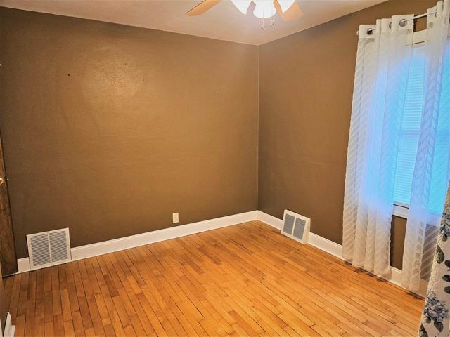 743 MADISON STREET, Neenah, WI 54956