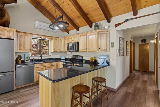 9386 W COYOTE Drive, Strawberry, AZ 85544