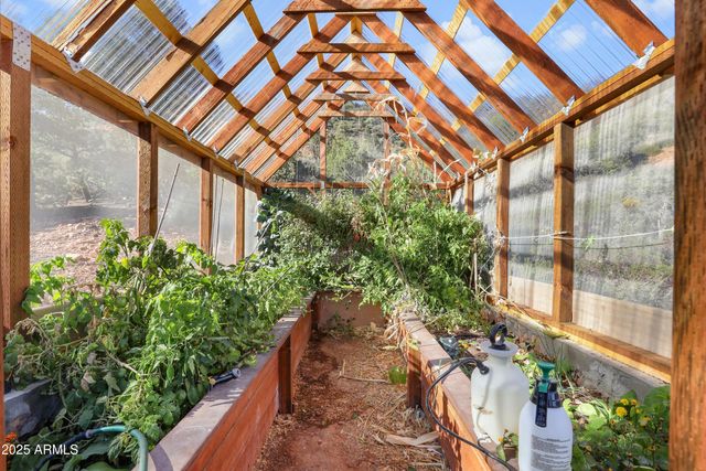 9386 W COYOTE Drive, Strawberry, AZ 85544