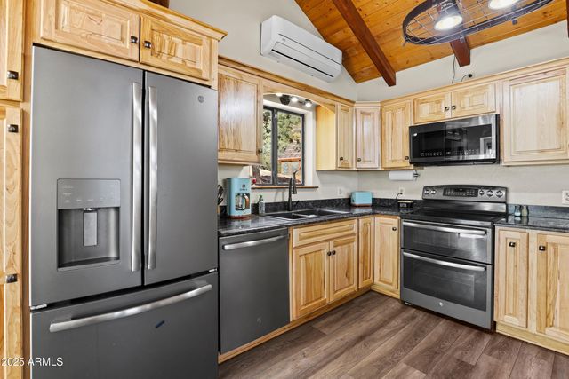 9386 W COYOTE Drive, Strawberry, AZ 85544