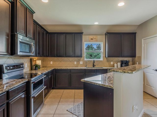 18746 Encinal Trail, Magnolia, TX 77355