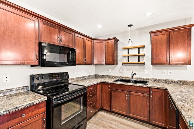 2227 Bardon Ave, Superior, WI 54880