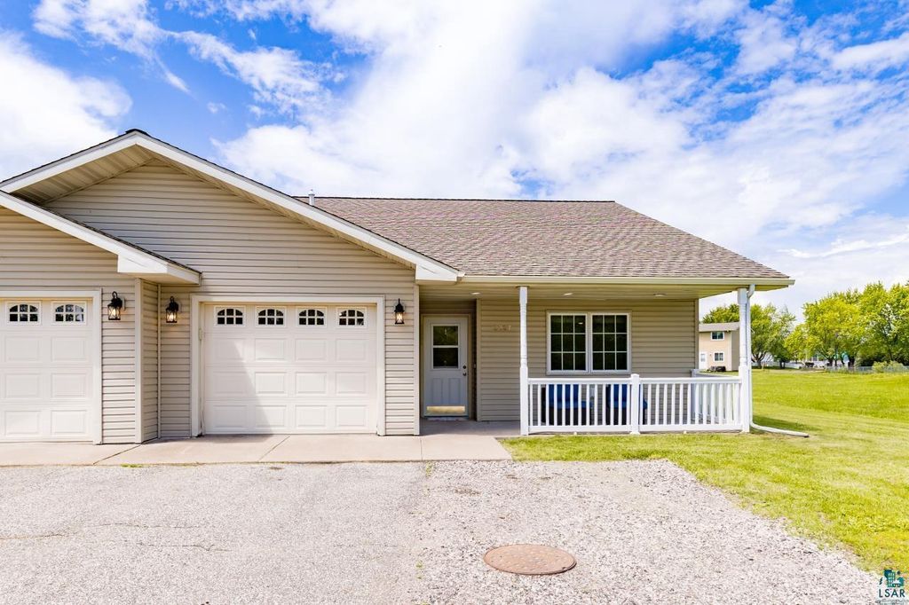 2227 Bardon Ave, Superior, WI 54880