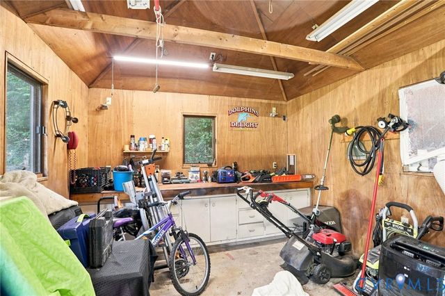 7041 Snaffle Ct, Mechanicsville, VA 23111