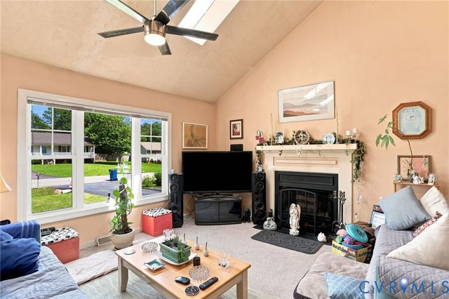 7041 Snaffle Ct, Mechanicsville, VA 23111