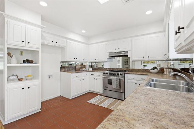 2505 NW 58th Place, Oklahoma City, OK 73112