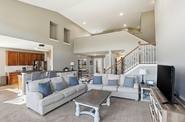 1222 Carnoustie Circle, Grove City, OH 43123