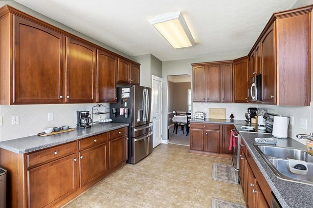 1222 Carnoustie Circle, Grove City, OH 43123