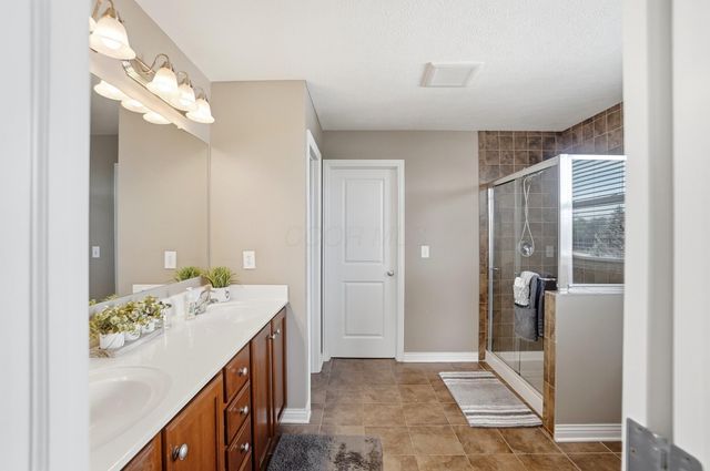 1222 Carnoustie Circle, Grove City, OH 43123