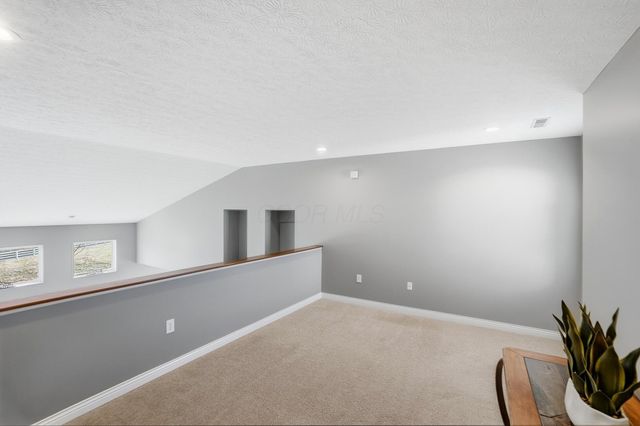 1222 Carnoustie Circle, Grove City, OH 43123