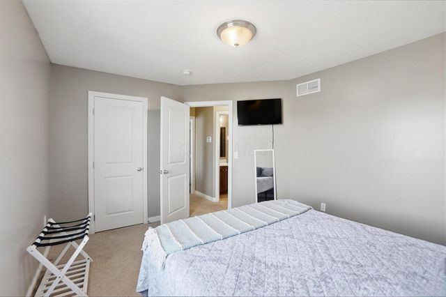 1222 Carnoustie Circle, Grove City, OH 43123