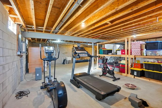 1222 Carnoustie Circle, Grove City, OH 43123