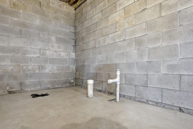 1222 Carnoustie Circle, Grove City, OH 43123