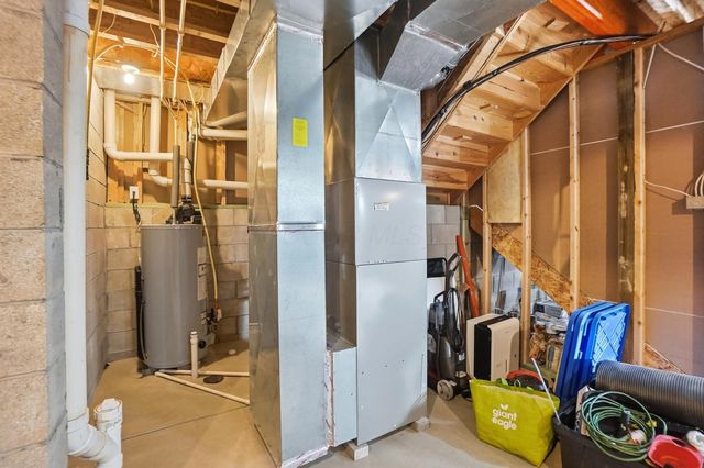 1222 Carnoustie Circle, Grove City, OH 43123