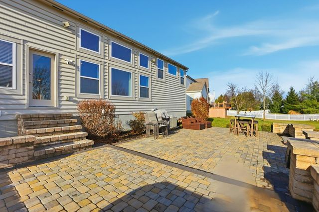 1222 Carnoustie Circle, Grove City, OH 43123