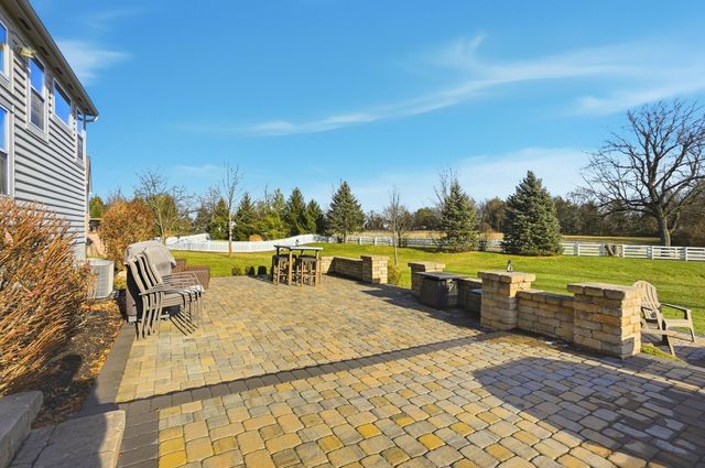 1222 Carnoustie Circle, Grove City, OH 43123