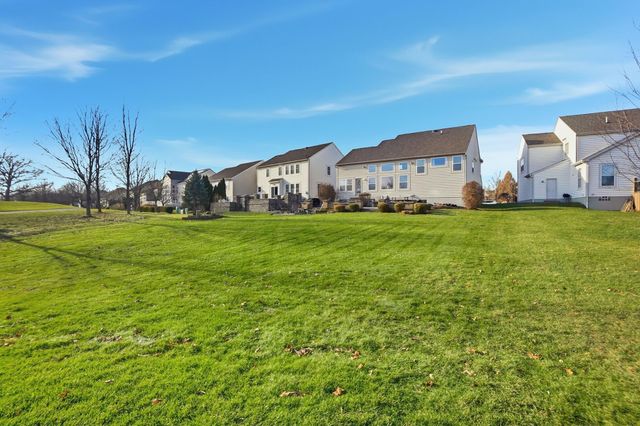 1222 Carnoustie Circle, Grove City, OH 43123