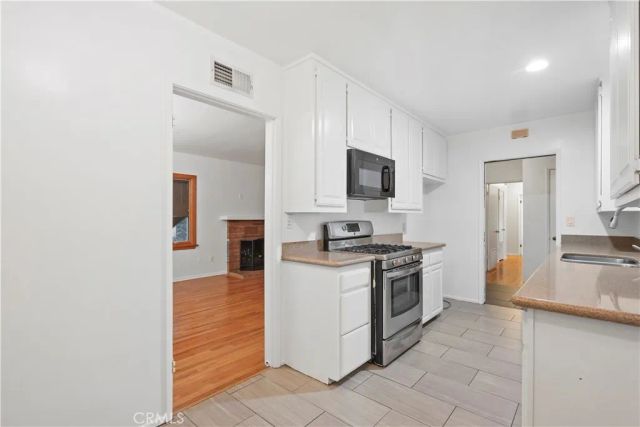 7335 Donna Avenue, Reseda, CA 91335