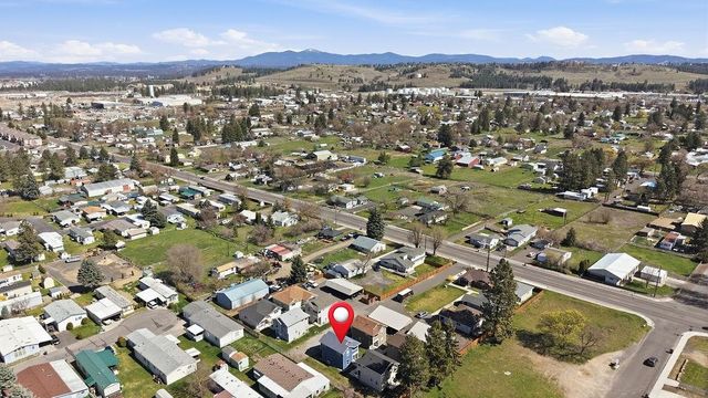 7125 N Crestline St, Spokane, WA 99217