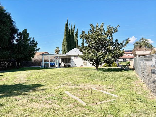 34385 Avenue H, Yucaipa, CA 92399