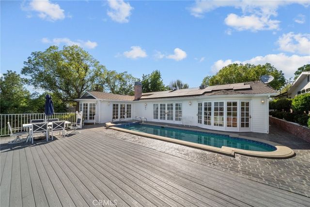 23414 Balmoral, West Hills, CA 91307