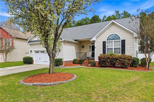 212 Lennox Loop, Raeford, NC 28376