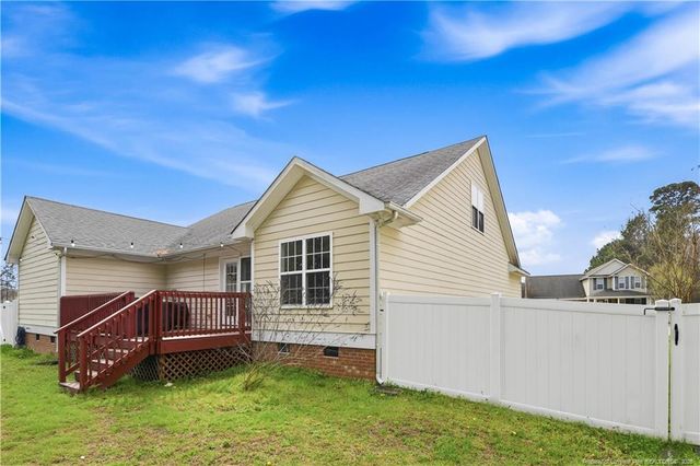 212 Lennox Loop, Raeford, NC 28376