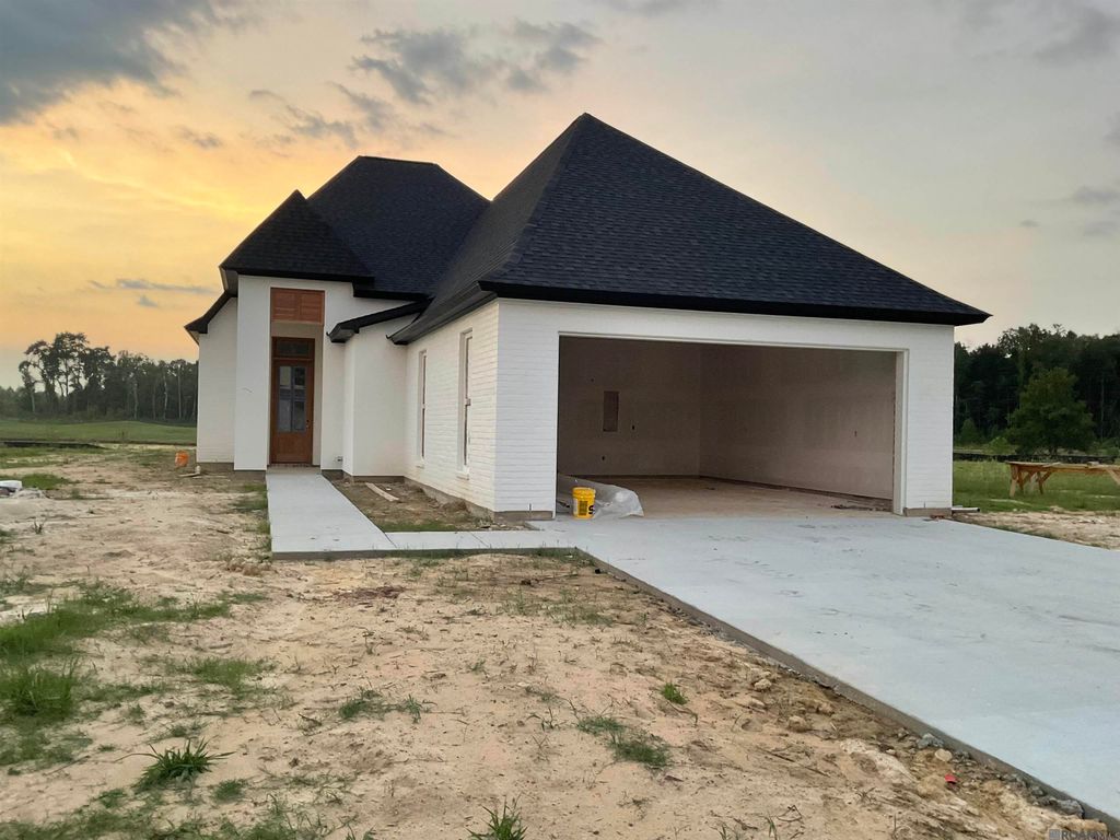 26343 Somerset Hills Ct, Denham Springs, LA 70726