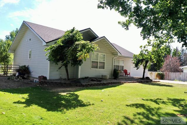 3828 E 12 N, Rigby, ID 83442