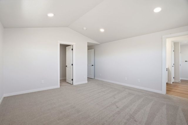 9115 N N Hazelnut St, Spokane, WA 99208