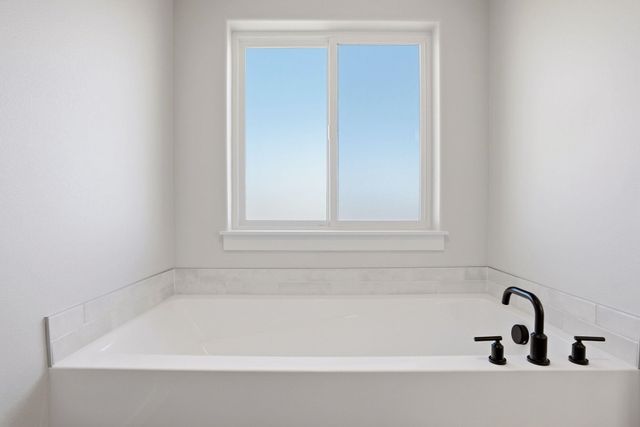 9115 N N Hazelnut St, Spokane, WA 99208