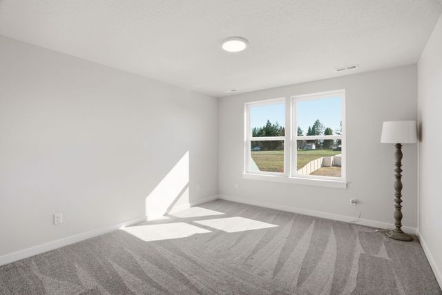 9115 N N Hazelnut St, Spokane, WA 99208