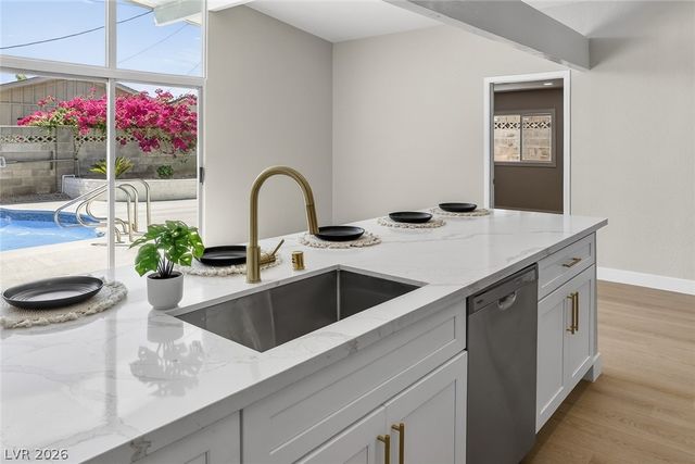 6333 Elton Avenue, Las Vegas, NV 89107