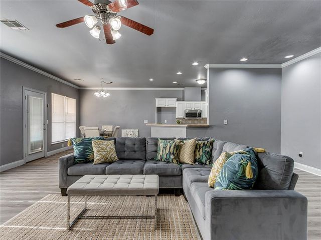 1980 Leslie Beachler Lane, Midwest City, OK 73130