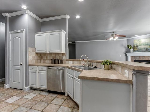 1980 Leslie Beachler Lane, Midwest City, OK 73130
