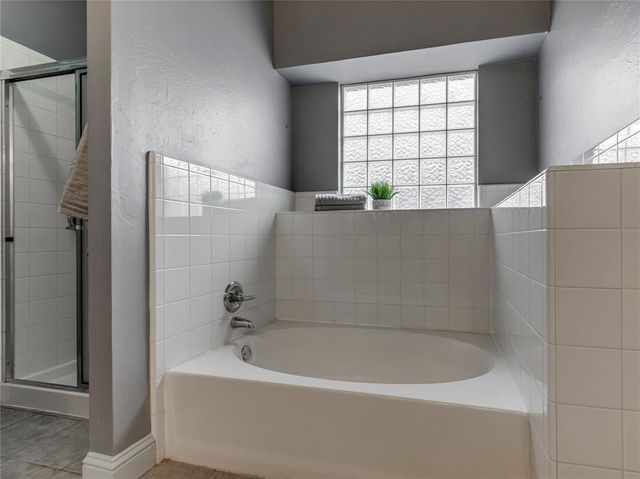 1980 Leslie Beachler Lane, Midwest City, OK 73130