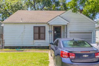 1213 Pine Street, Grand Prairie, TX 75050
