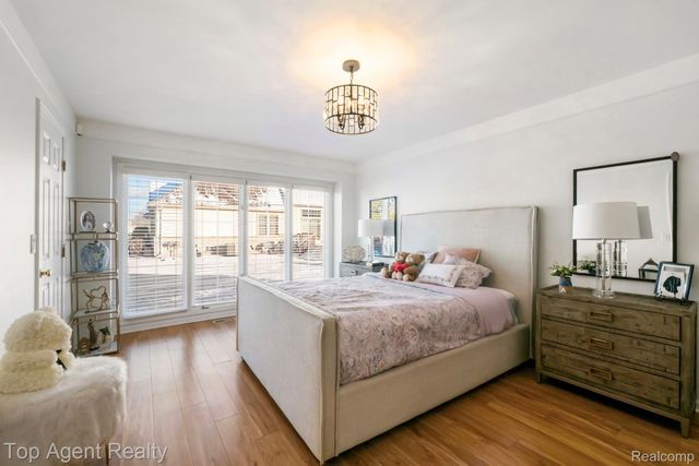 13359 Lillian Lane, Sterling Heights, MI 48313