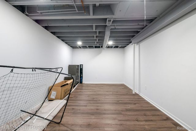 13359 Lillian Lane, Sterling Heights, MI 48313