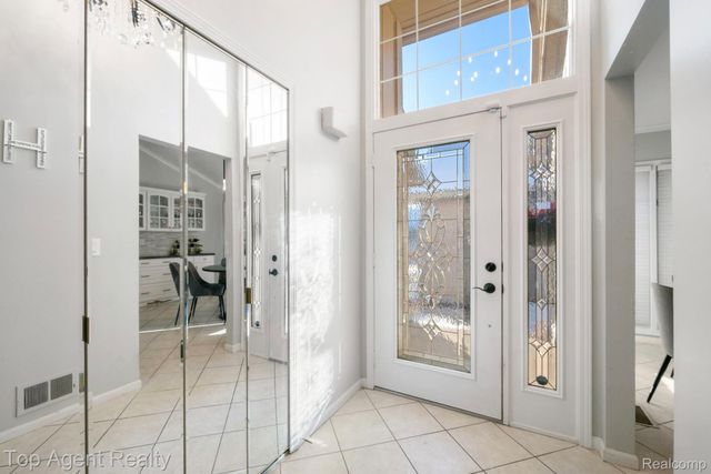 13359 Lillian Lane, Sterling Heights, MI 48313