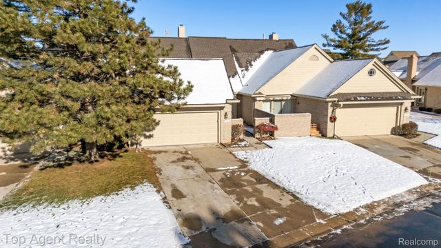 13359 Lillian Lane, Sterling Heights, MI 48313